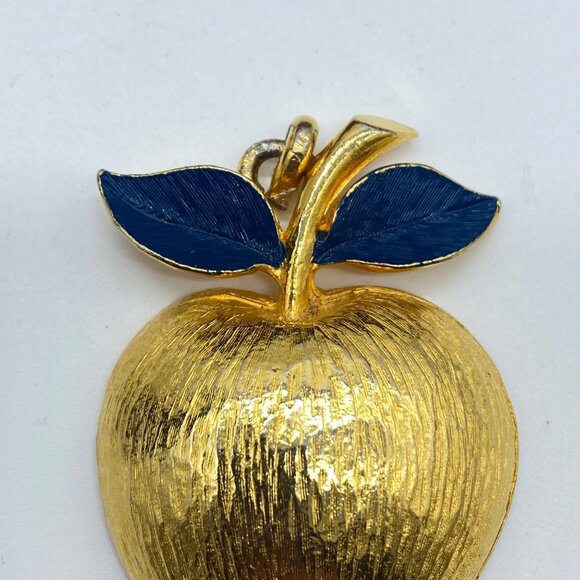 Vtg Pauline Rader Signed Gold-Tone Apple Pendant Blue Enamel Leaves Statement - Picture 10 of 10
